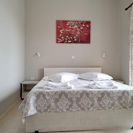 Sigma Hotel Paralia Vrachou Bagian luar foto