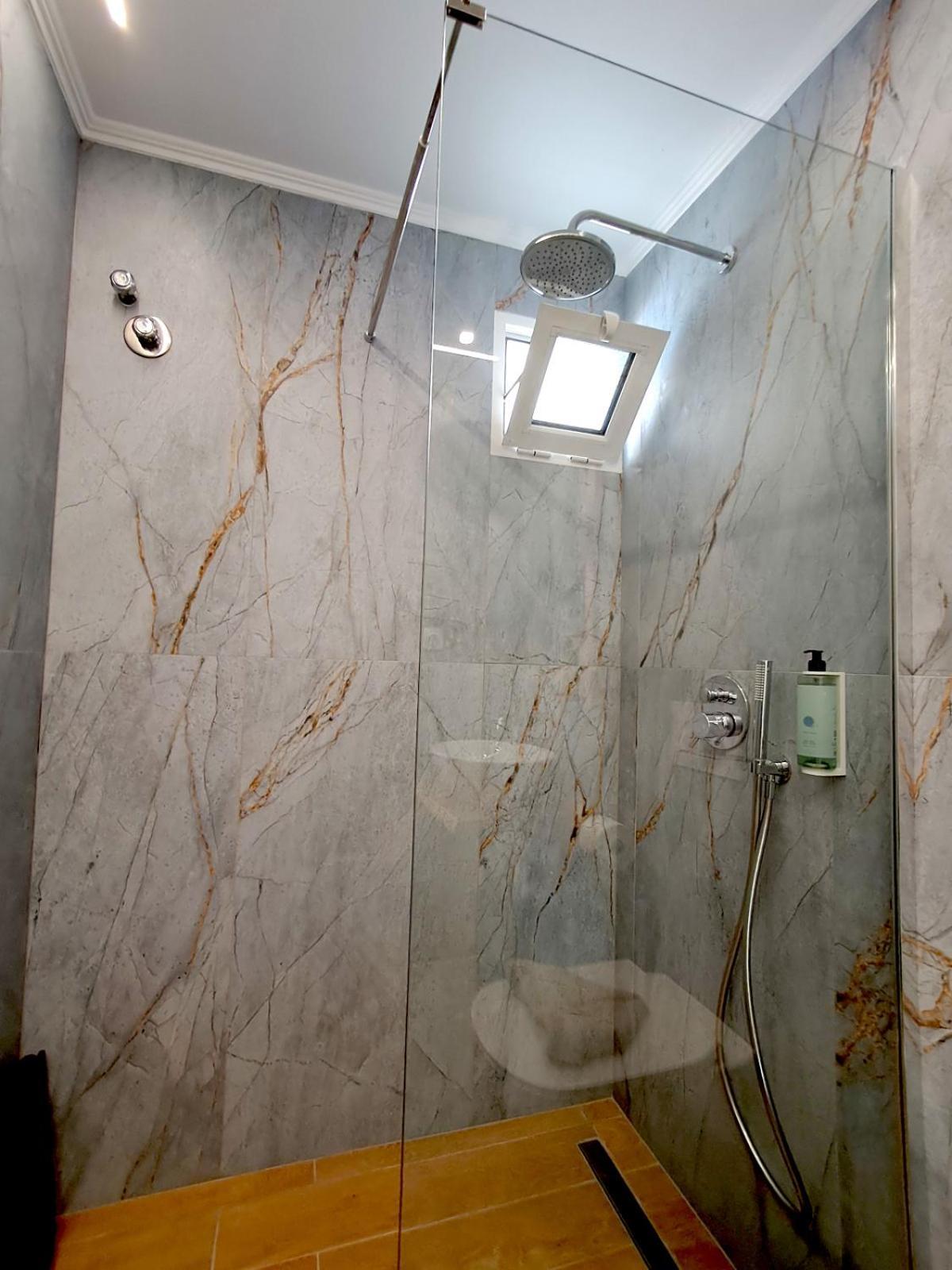 Sigma Hotel Paralia Vrachou Bagian luar foto