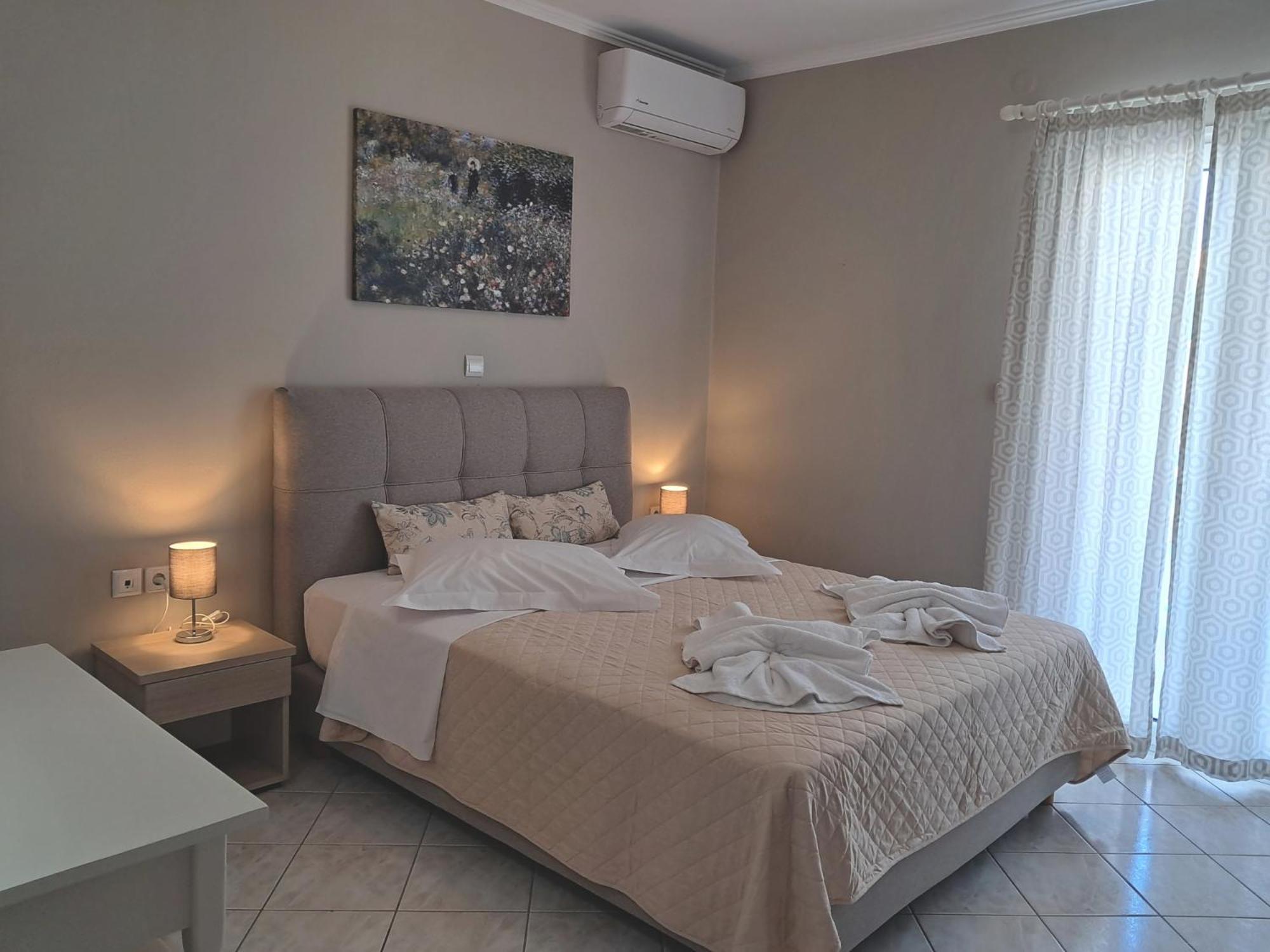 Sigma Hotel Paralia Vrachou Bagian luar foto